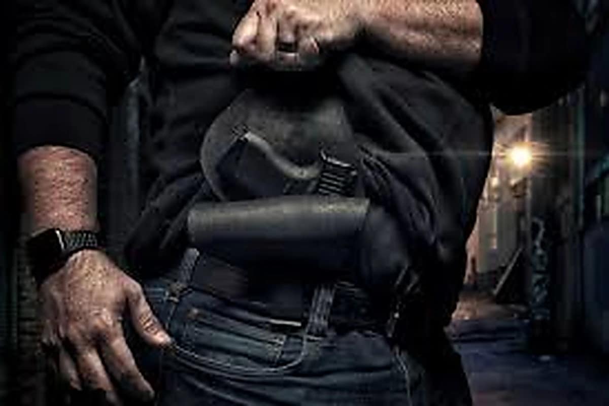 Urban Carry G3 worn low below the beltline to show front carry concealment on a bigger guy